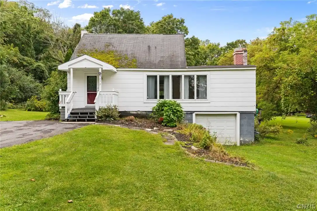 Photo 1 of Sale Pending at 5073 Van Zandt Rd, Syracuse, NY 13215 | MLS# S1714977 | Listing updated on 2026-10-09