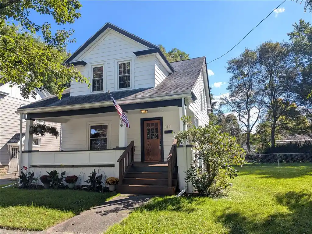 Photo 1 of Single family home for sale at 219 W 14th Street, Elmira, NY 14903 | MLS# R1711927 | Listing updated on 2026-10-27