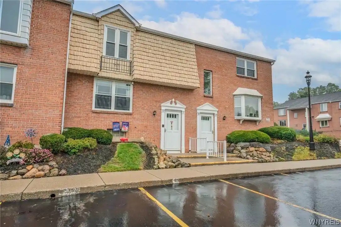 Condo for sale at 3903 Bowen Rd #52, Lancaster, NY 14086 | MLS# B1716182
