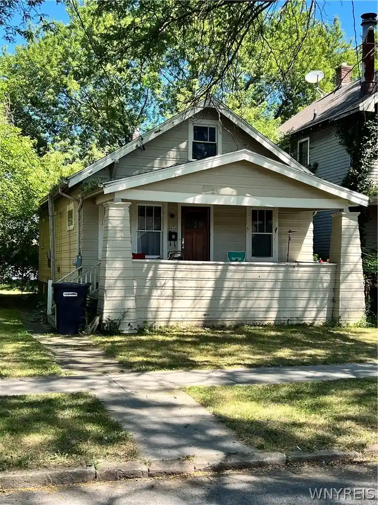 Photo 1 of Single family home for sale at 2248 Willow Ave, Niagara Falls, NY 14305 | MLS# B1716467 | Listing updated on 2026-09-29
