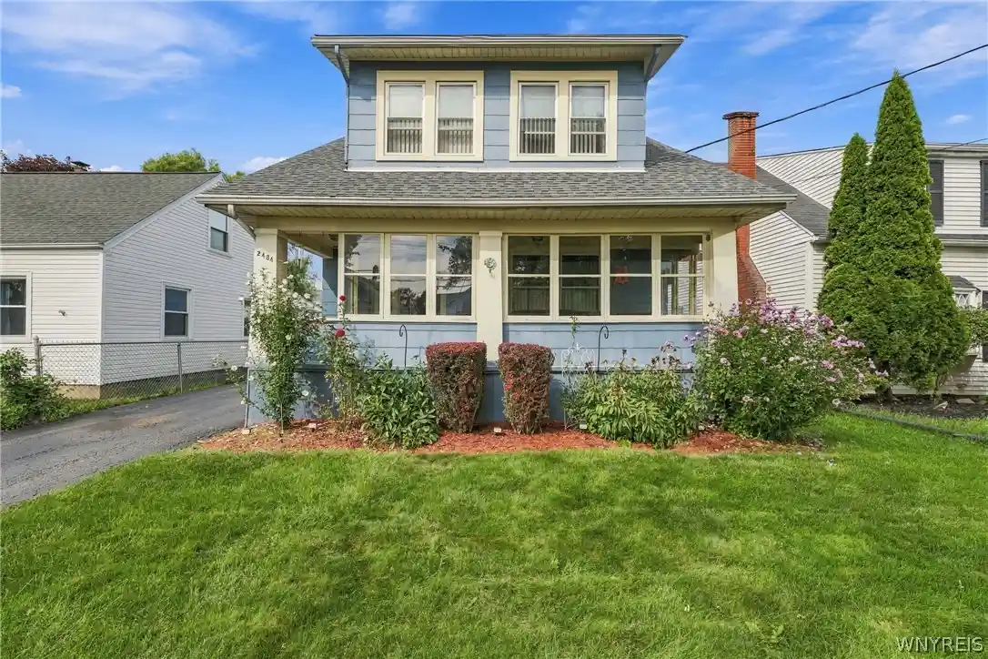 Photo 1 of Sale Pending at 2484 La Salle Ave, Niagara Falls, NY 14301 | MLS# B1716620 | Listing updated on 2026-10-19