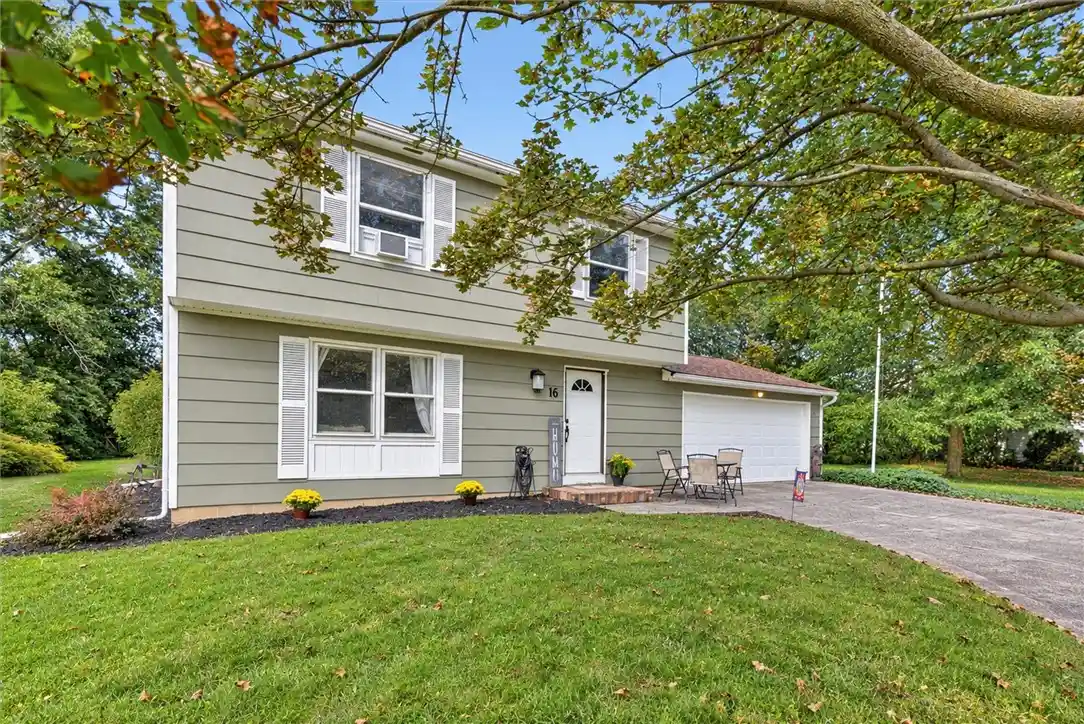 Single family home for sale at 16 Highview Dr, Hamlin, NY 14464 | MLS# R1716153