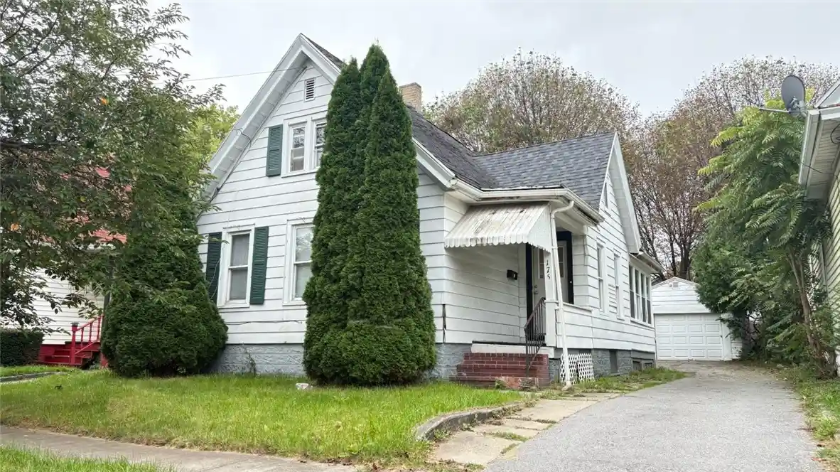 Photo 1 of Sale Pending at 175 Wetmore Park, Rochester, NY 14606 | MLS# R1713509 | Listing updated on 2026-10-29