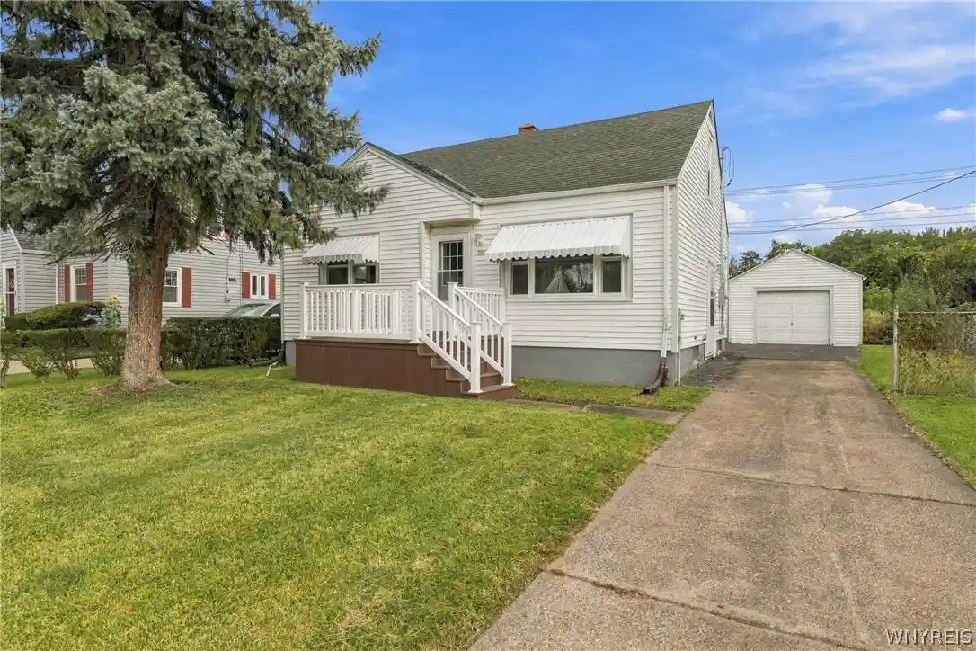 Photo 1 of Sale Pending at 55 Waverly Ave, Buffalo, NY 14217 | MLS# B1716645 | Listing updated on 2026-10-28