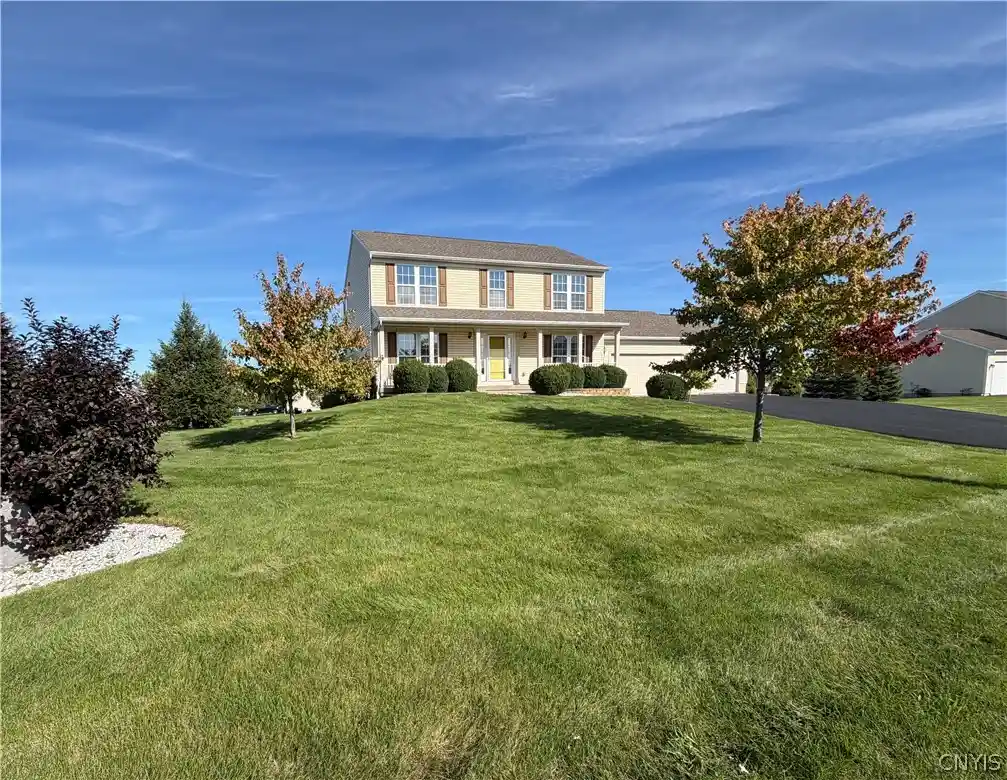 Single family home for sale at 4458 Tabitha Crk Dr, Syracuse, NY 13215 | MLS# S1716782