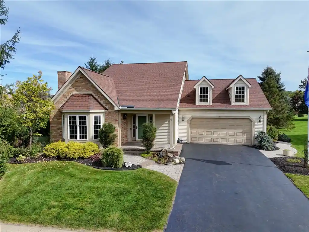 Photo 1 of Sale Pending at 4 Brigham Cir, Honeoye Falls, NY 14472 | MLS# R1715612 | Listing updated on 2026-10-07