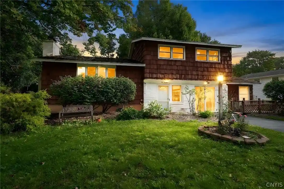 Photo 1 of Single family home for sale at 214 Wells Ave W, Syracuse, NY 13212 | MLS# S1717271 | Listing updated on 2026-10-30