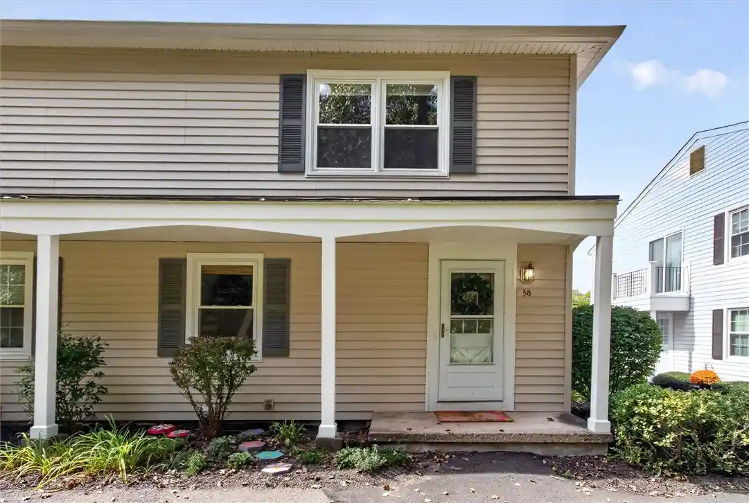 Photo 1 of Sale Pending at 38 Falcon Ln E, Fairport, NY 14450 | MLS# R1716627 | Listing updated on 2026-10-17