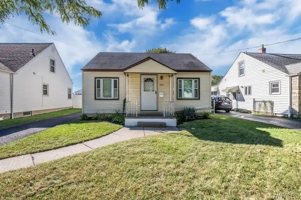 Photo 1 of Sale Pending at 8217 Pershing Ave, Niagara Falls, NY 14304 | MLS# B1716625 | Listing updated on 2026-10-16