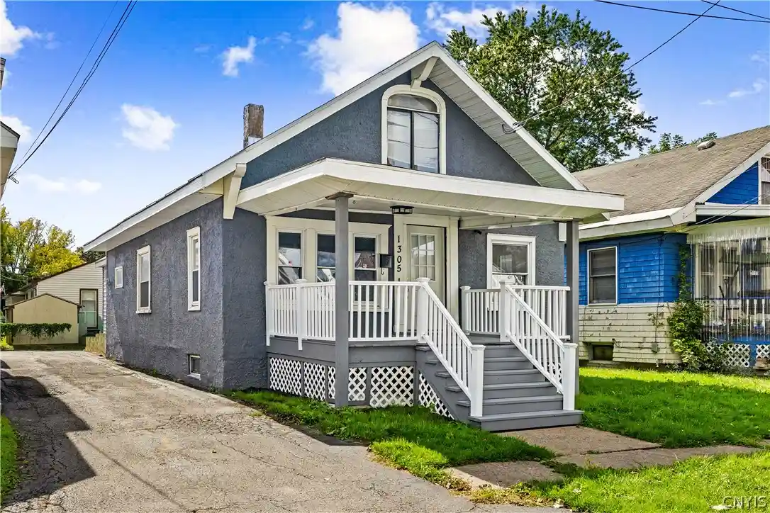 Single family home for sale at 1305 Oak St, Utica, NY 13502 | MLS# S1717212