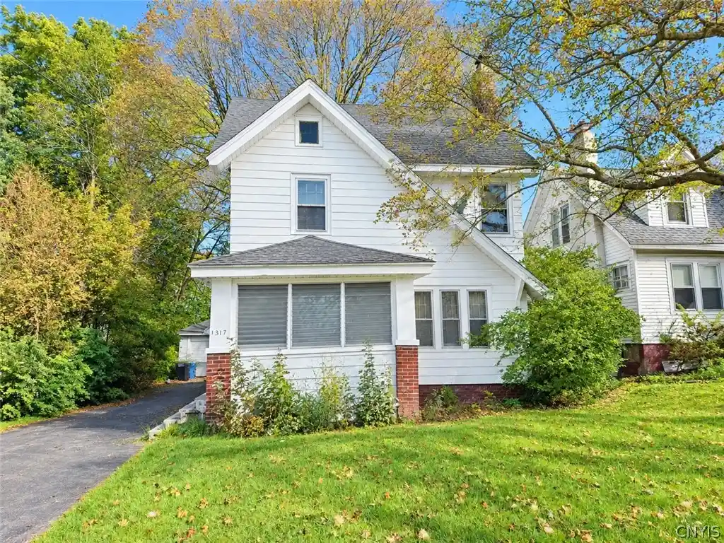 Photo 1 of Single family home for sale at 1317 Northcliffe Rd, Syracuse, NY 13206 | MLS# S1717288 | Listing updated on 2026-10-06