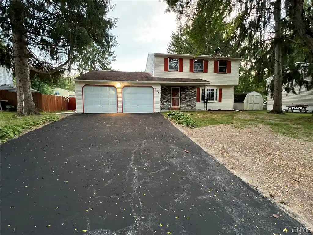 Single family home for sale at 4124 N Mesa Ln, Clay, NY 13090 | MLS# S1717798
