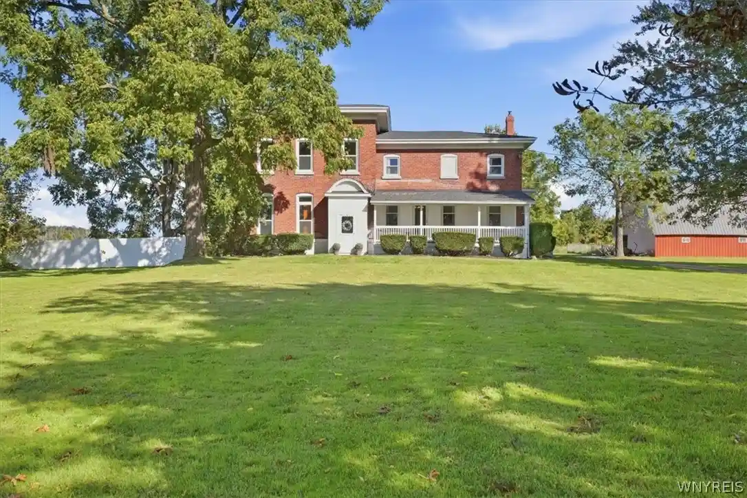 Photo 1 of Single family home for sale at 4571 Budd Rd, Lockport, NY 14094 | MLS# B1717952 | Listing updated on 2026-10-10