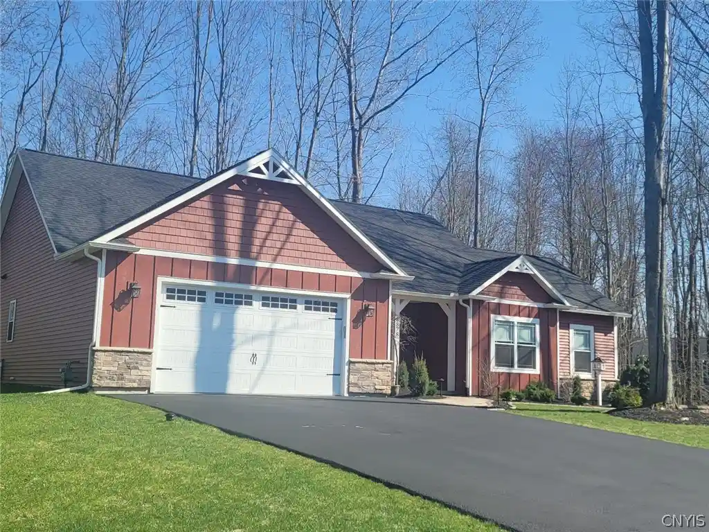 Photo 1 of Single family home for sale at 4c Mistral Cir, Liverpool, NY 13090 | MLS# S1717762 | Listing updated on 2026-09-29