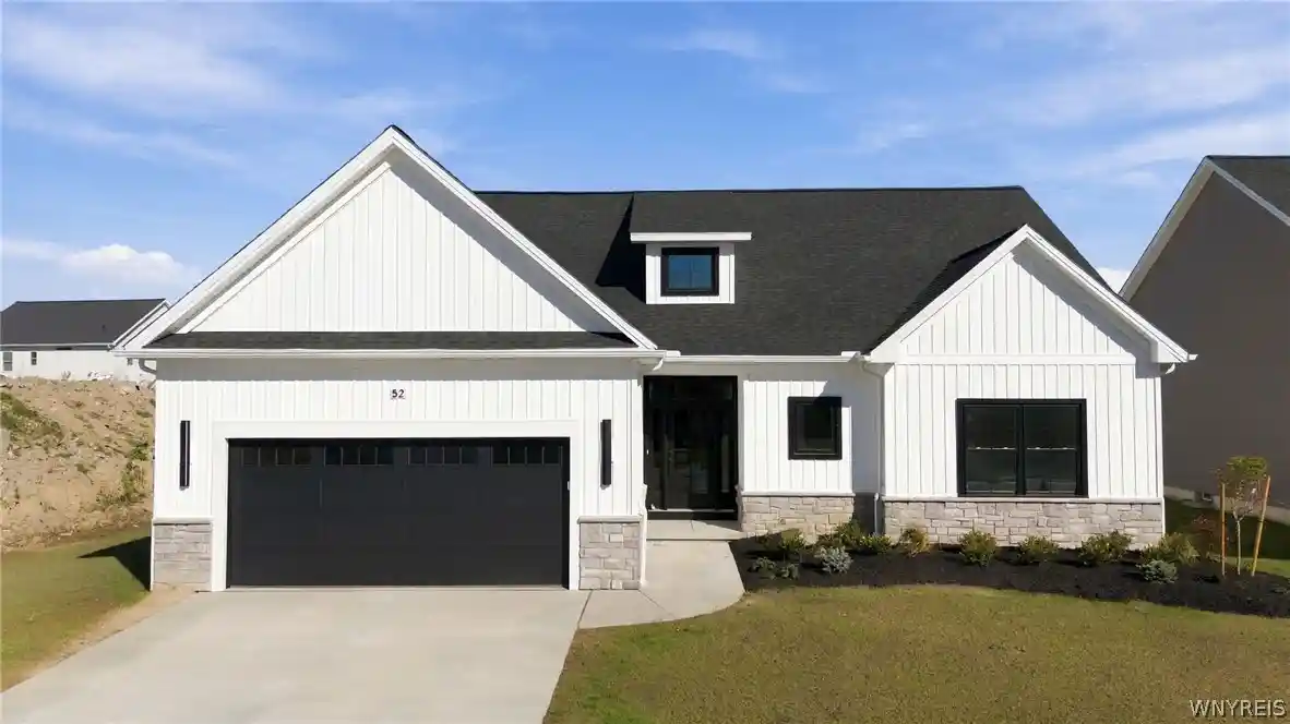 Photo 1 of Single family home for sale at 52 River Oak, East Amherst, NY 14051 | MLS# B1718077 | Listing updated on 2026-10-25