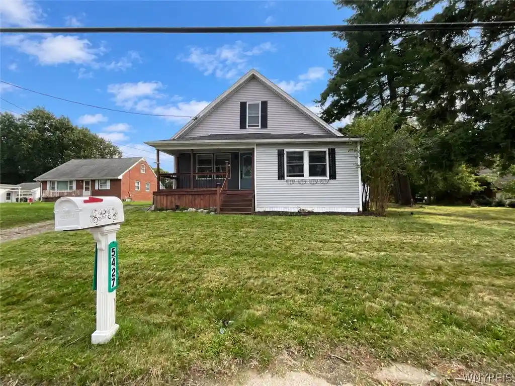 Single family home for sale at 5427 Berg Rd, Buffalo, NY 14218 | MLS# B1718181