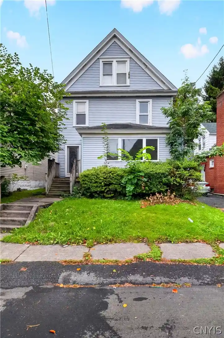 Photo 1 of Single family home for sale at 114 Eldorado St, Syracuse, NY 13206 | MLS# S1713924 | Listing updated on 2026-10-01