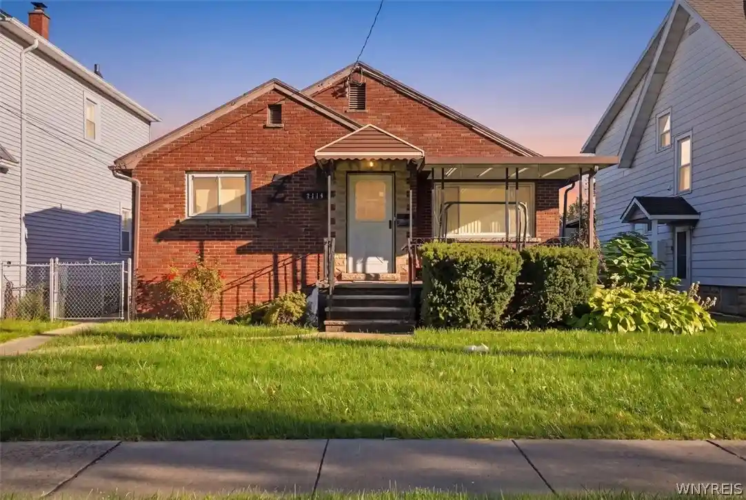 Photo 1 of Sale Pending at 2714 Willow Ave, Niagara Falls, NY 14305 | MLS# B1718225 | Listing updated on 2026-10-14