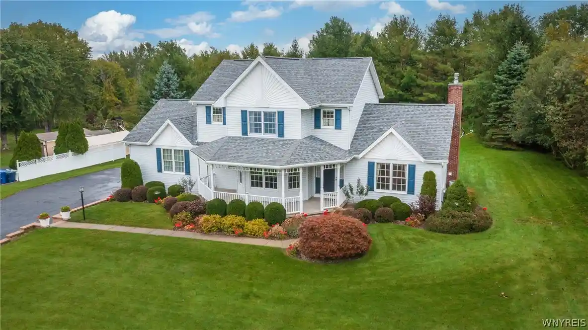 Photo 1 of Sale Pending at 4903 Shawnee Rd, Sanborn, NY 14132 | MLS# B1713341 | Listing updated on 2026-10-15
