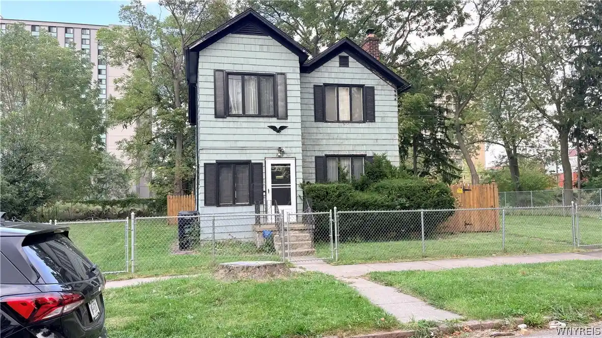 Photo 1 of Sale Pending at 739 8th Street, Niagara Falls, NY 14301 | MLS# B1717681 | Listing updated on 2026-10-06
