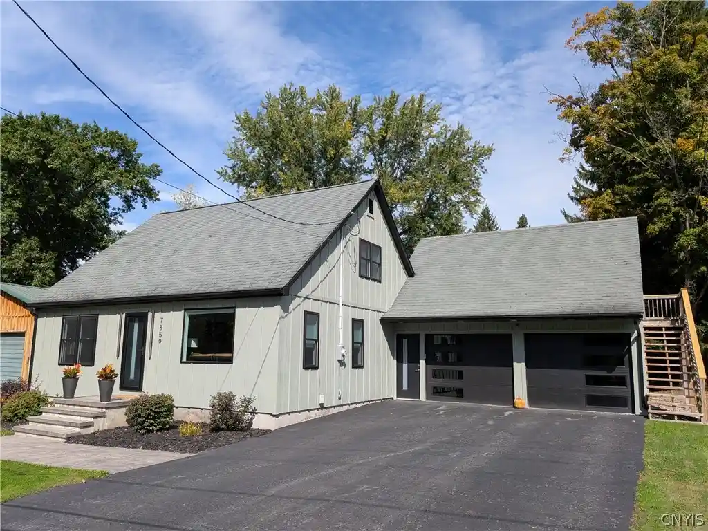 Single family home for sale at 7859 Brimfield St, Clinton, NY 13323 | MLS# S1718990