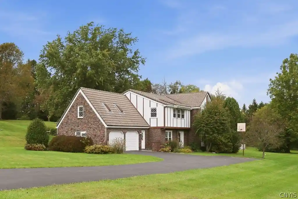 Single family home for sale at 4601 Tucker Rd, Syracuse, NY 13215 | MLS# S1715870