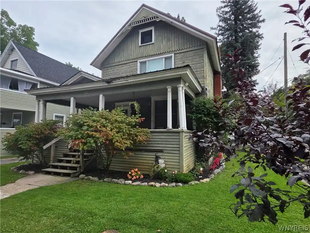 Photo 1 of Multi family home for sale at 160 S Main St, Warsaw, NY 14569 | MLS# B1718827 | Listing updated on 2026-10-01