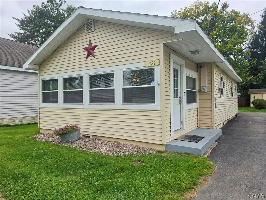 Photo 1 of Single family home for sale at 221 14th Avenue, Sylvan Beach, NY 13157 | MLS# S1717420 | Listing updated on 2026-10-02