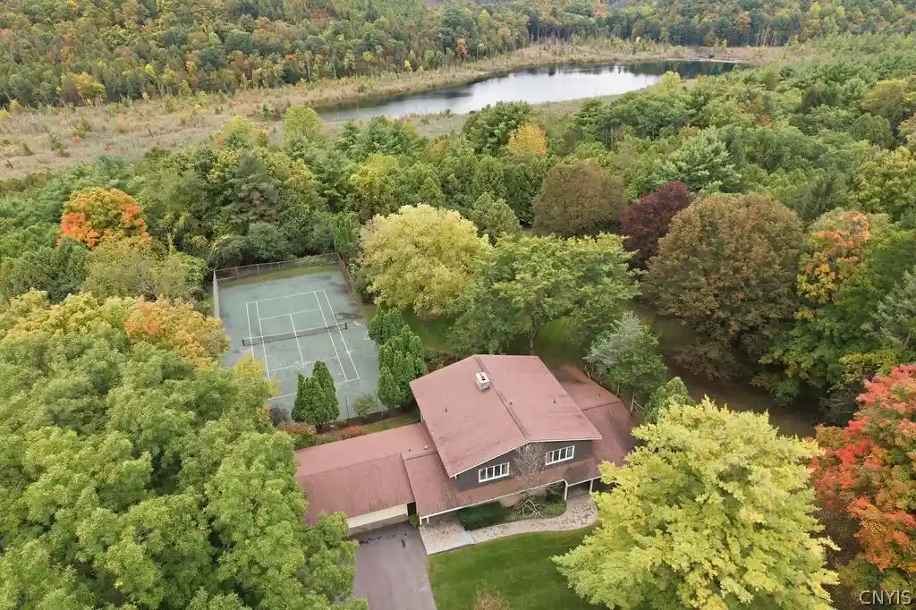 Photo 1 of Single family home for sale at 6980 Woodchuck Hl Rd, Fayetteville, NY 13066 | MLS# S1713362 | Listing updated on 2026-10-19