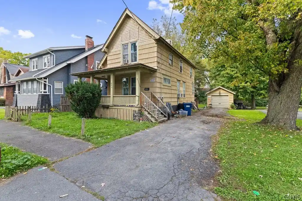 Photo 1 of Sale Pending at 626 W Brighton Ave, Syracuse, NY 13207 | MLS# S1718938 | Listing updated on 2026-10-09
