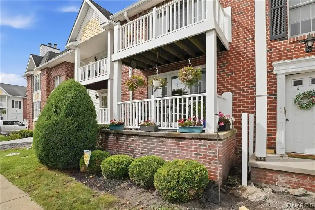 Listing Photo 1 - Condo for sale in 960 Hopkins Rd located at 960 Hopkins Rd, Amherst, NY 14221 - Unit 960 Hopkins Rd