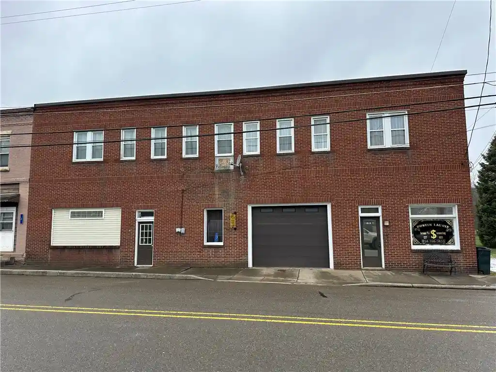 Photo 1 of Single family home for sale at 7 Main St, Lewis Run, PA 16738 | MLS# R1719323 | Listing updated on 2026-10-02