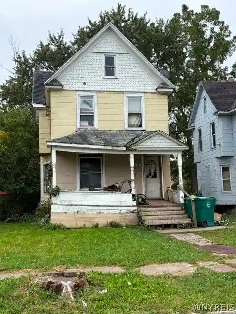 Photo 1 of Single family home for sale at 1875 Pierce Ave, Niagara Falls, NY 14301 | MLS# B1718949 | Listing updated on 2026-10-22