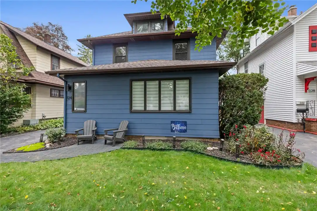 Single family home for sale at 124 Parkside Cres, Rochester, NY 14617 | MLS# R1719167