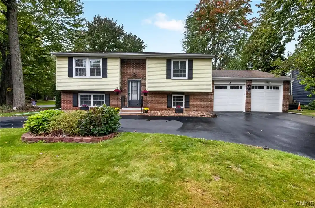 Photo 1 of Sale Pending at 218 Herman Dr, Syracuse, NY 13212 | MLS# S1719305 | Listing updated on 2026-10-23