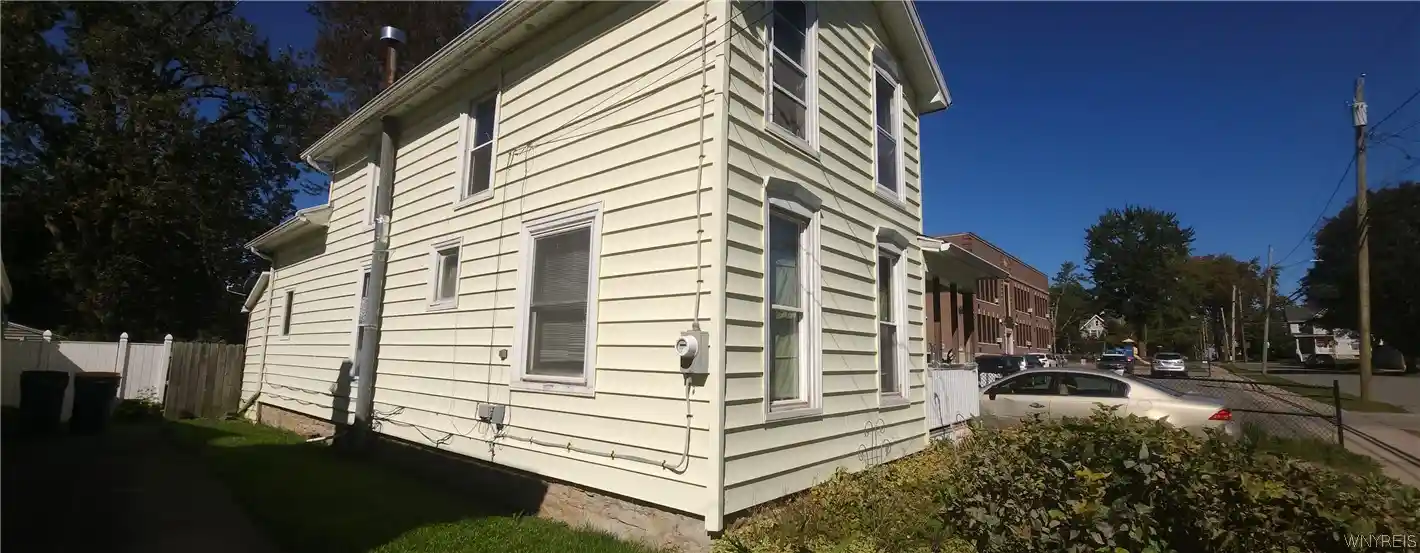 Photo 1 of Sale Pending at 115 Harvey Ave, Lockport, NY 14094 | MLS# B1719568 | Listing updated on 2026-10-10