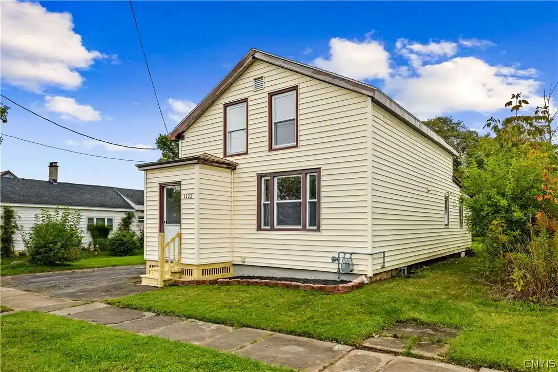 Single family home for sale at 1113 Leeds St, Utica, NY 13501 | MLS# S1719529
