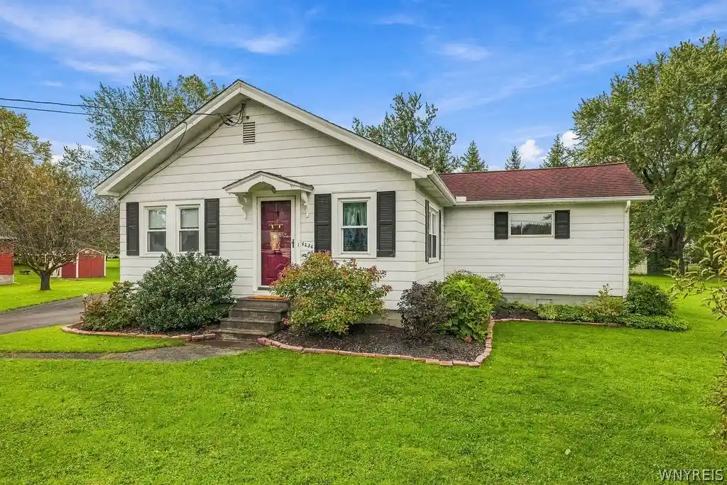 Photo 1 of Sale Pending at 6236 Dorchester Rd, Lockport, NY 14094 | MLS# B1718708 | Listing updated on 2026-10-13