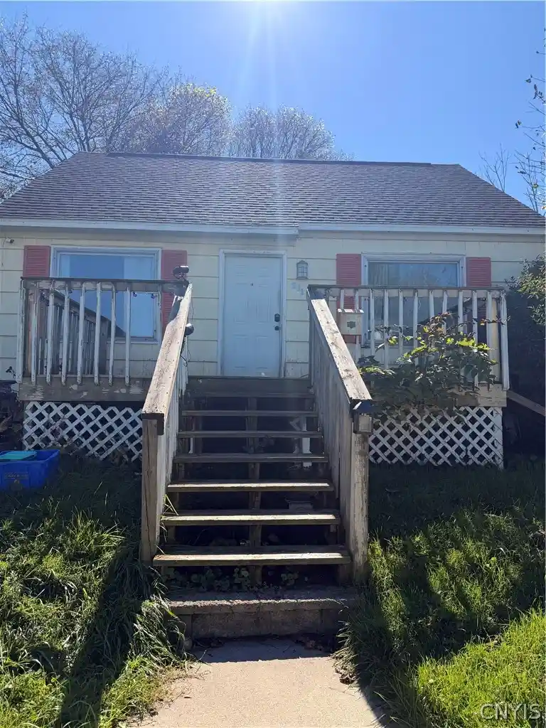 Single family home for sale at 211 7th Street, Syracuse, NY 13209 | MLS# S1719980