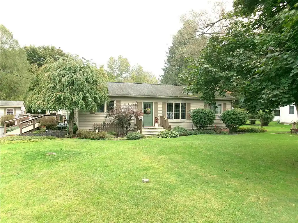 Single family home for sale at 2046 E Palmyra Port Gibson Rd, Palmyra, NY 14522 | MLS# R1718170