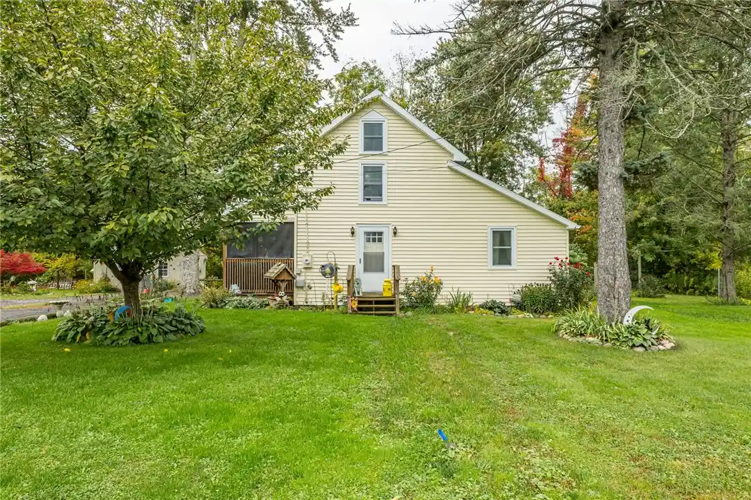 Single family home for sale at 4854 Wabash Rd, Geneva, NY 14456 | MLS# R1720344