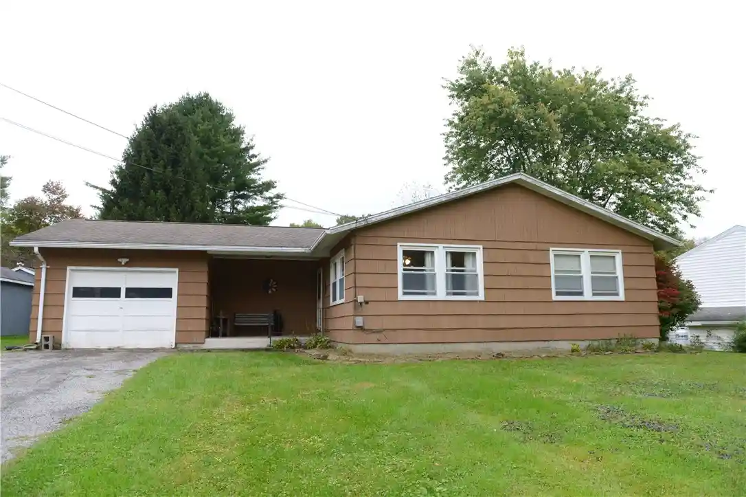 Photo 1 of Sale Pending at 107 Crest Dr, Bainbridge, NY 13733 | MLS# R1719505 | Listing updated on 2026-10-27