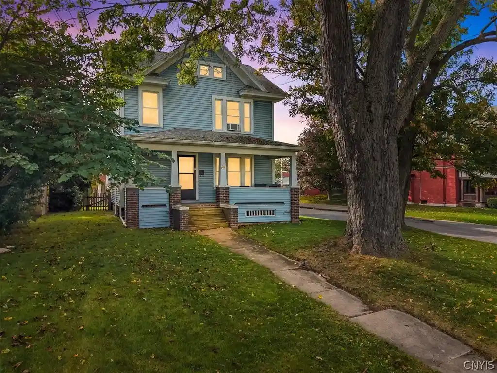 Photo 1 of Sale Pending at 907 Woods Rd, Syracuse, NY 13209 | MLS# S1719764 | Listing updated on 2026-10-15