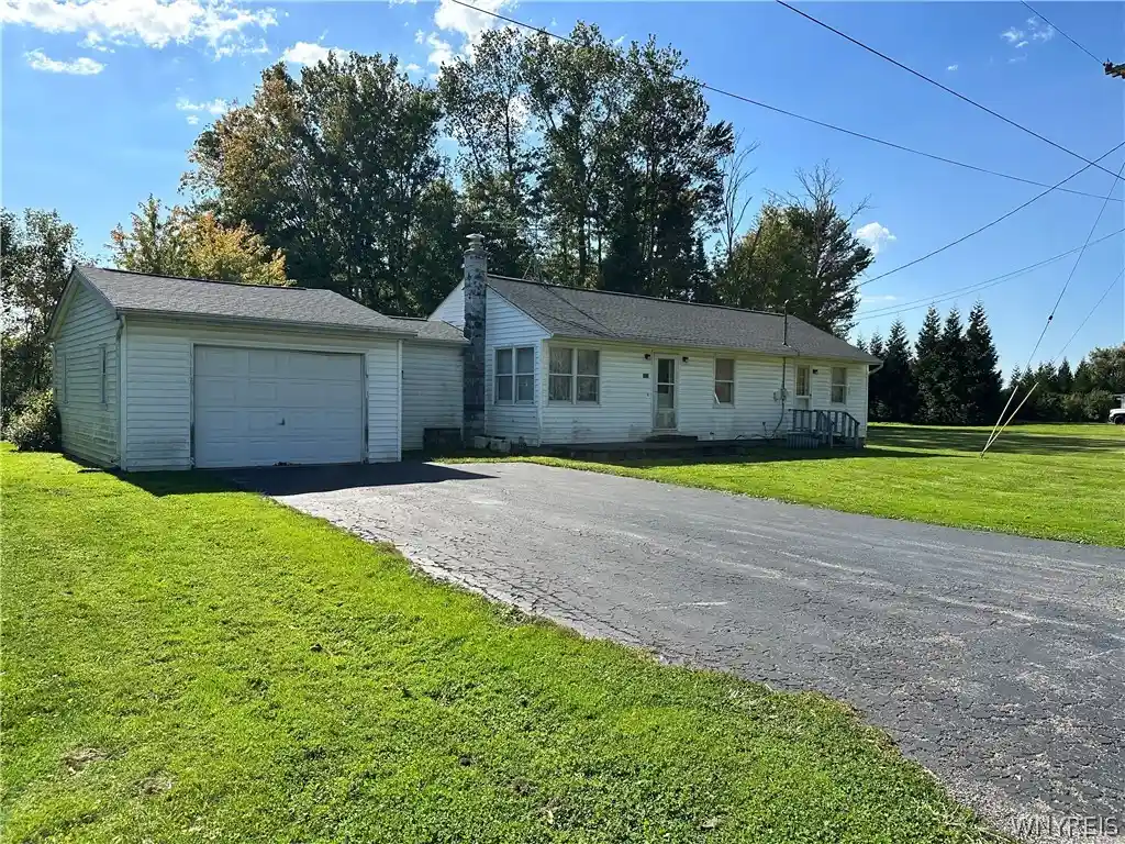 Photo 1 of Sale Pending at 7578 Gow Rd, Appleton, NY 14008 | MLS# B1720482 | Listing updated on 2026-10-27