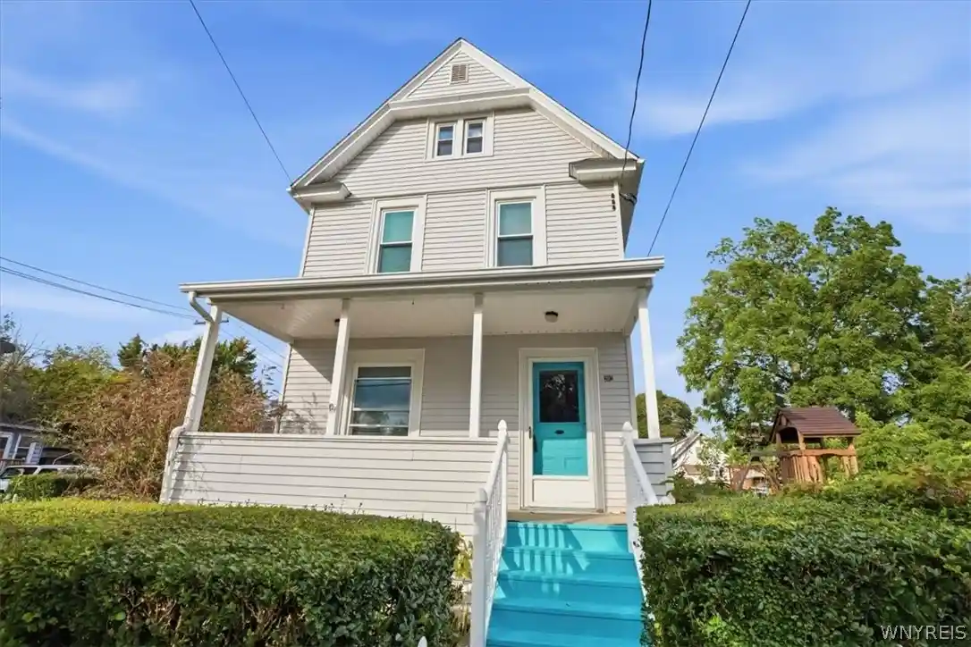 Photo 1 of Single family home for sale at 202 81st Street, Niagara Falls, NY 14304 | MLS# B1720435 | Listing updated on 2026-10-28