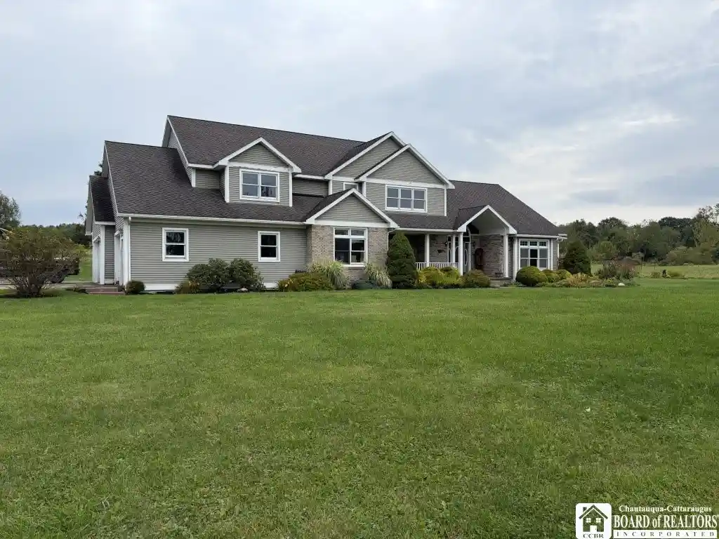 Photo 1 of Single family home for sale at 100 Tiffany Ln, Frewsburg, NY 14738 | MLS# R1720810 | Listing updated on 2026-10-19