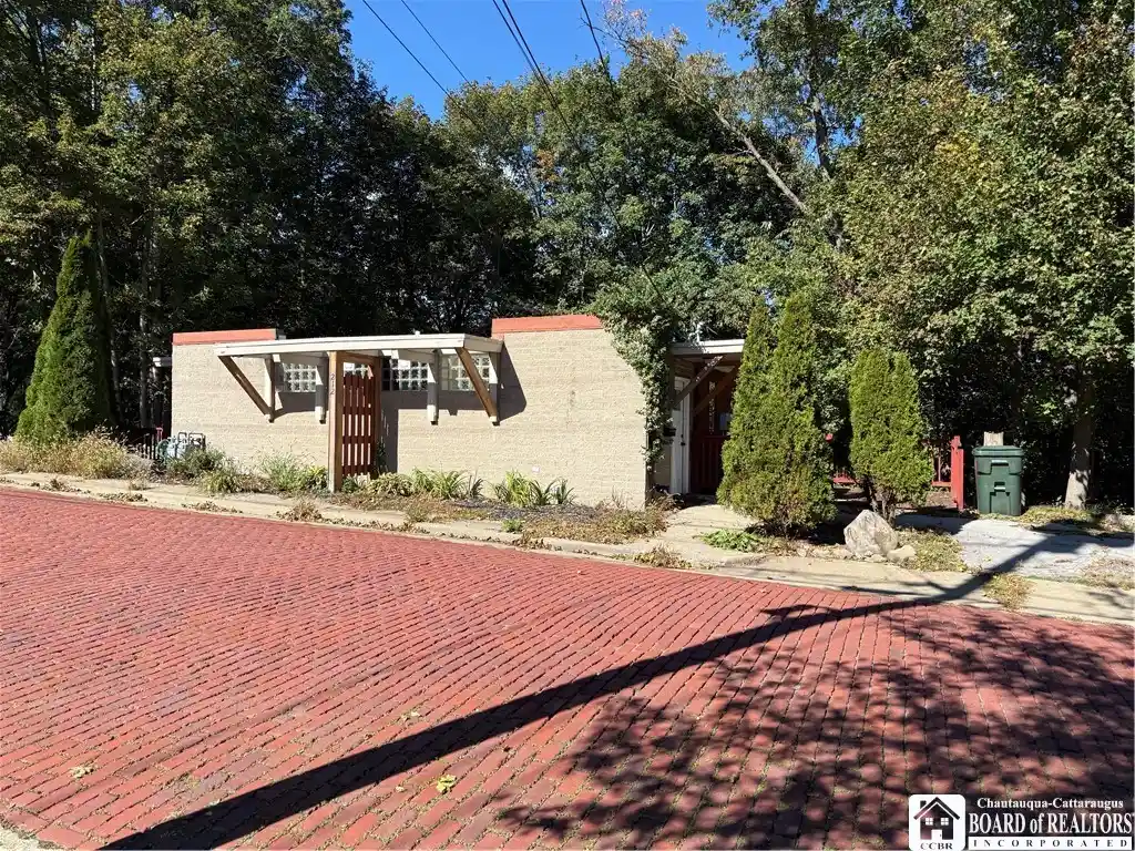 Photo 1 of Multi family home for sale at 212 Front St, Jamestown, NY 14701 | MLS# R1720151 | Listing updated on 2026-10-28