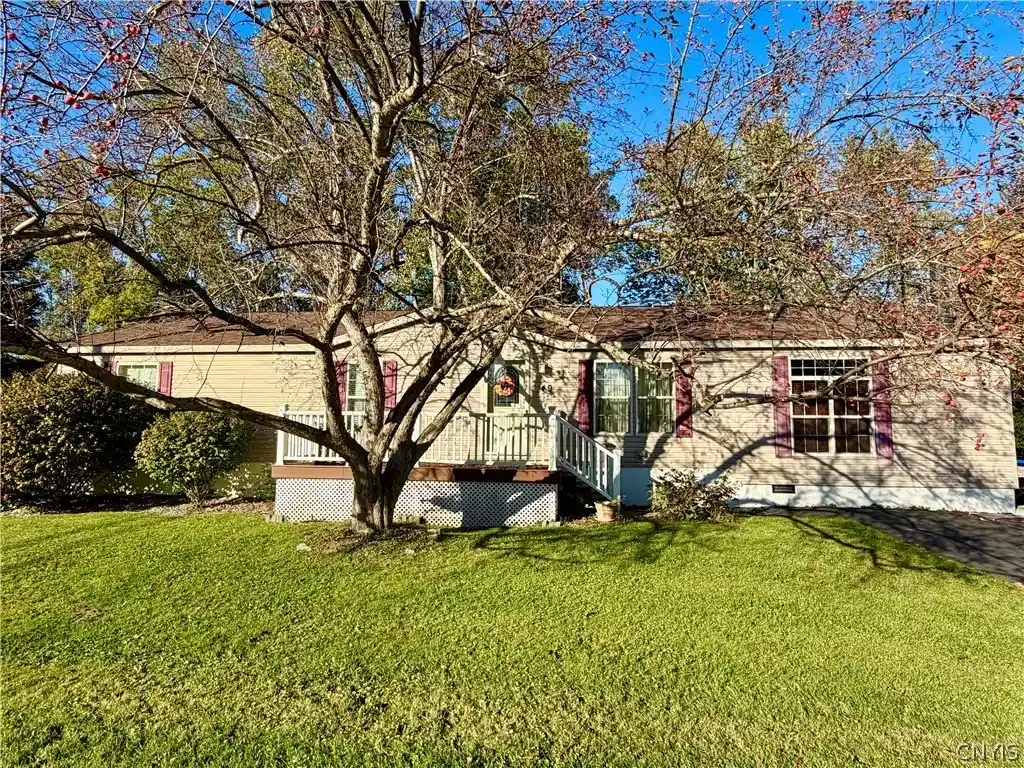 Photo 1 of Manufactured home for sale at 49 Millstream Ct, Clark Mills, NY 13321 | MLS# S1720853 | Listing updated on 2026-10-08