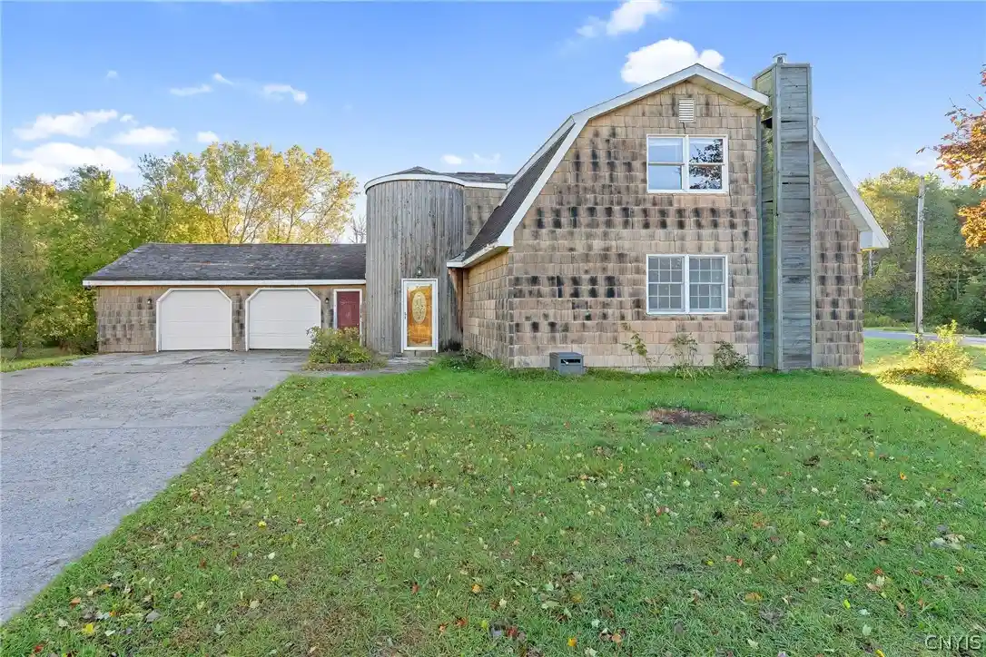 Photo 1 of Sale Pending at 802 Rowlee Rd, Fulton, NY 13069 | MLS# S1720551 | Listing updated on 2026-10-29
