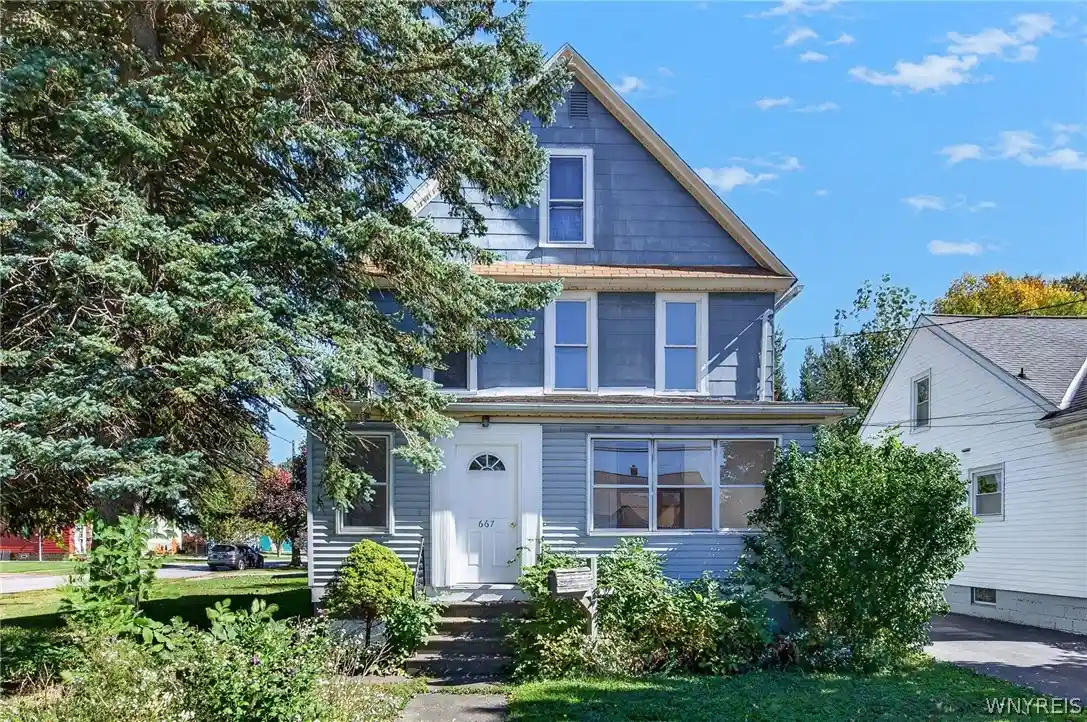 Photo 1 of Single family home for sale at 667 Nash Rd, North Tonawanda, NY 14120 | MLS# B1721101 | Listing updated on 2026-10-11
